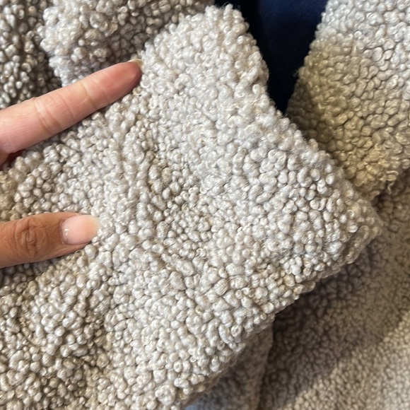 Jcrew Teddy Bear Top Coat size Xlarge - Picture 3 of 9